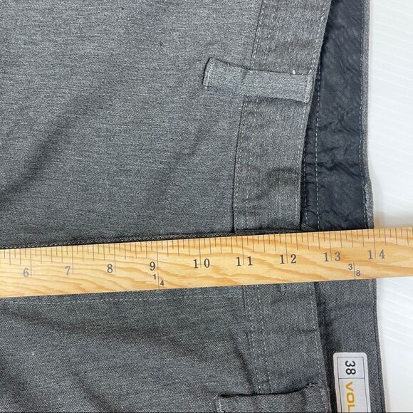 Volcom Shorts True To This Chino Men’s Size 38 Gray Flat Front - Picture 9 of 10